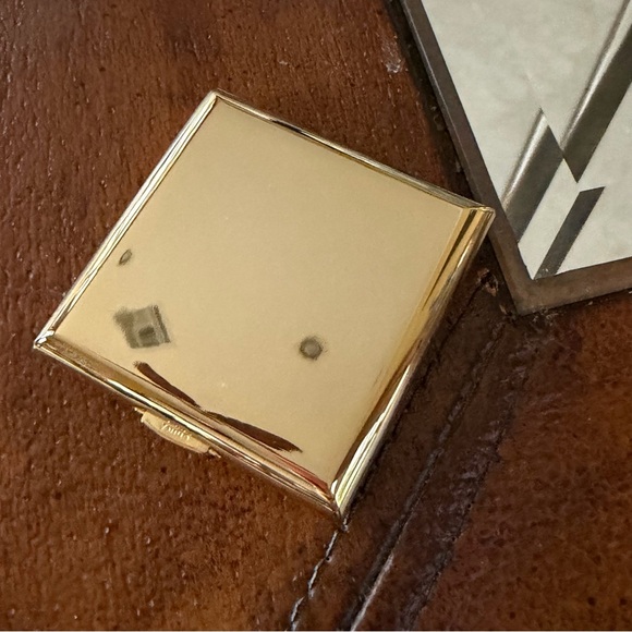 Beautiful mirror - Picture 2 of 6